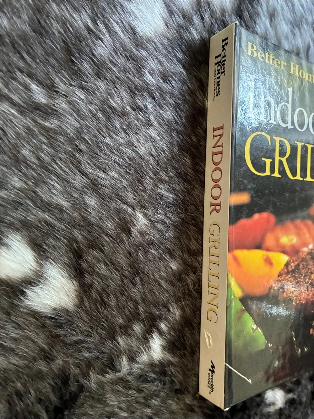Better Homes And Gardens Indoor Grilling Cookbook - Black and Yellow Cover